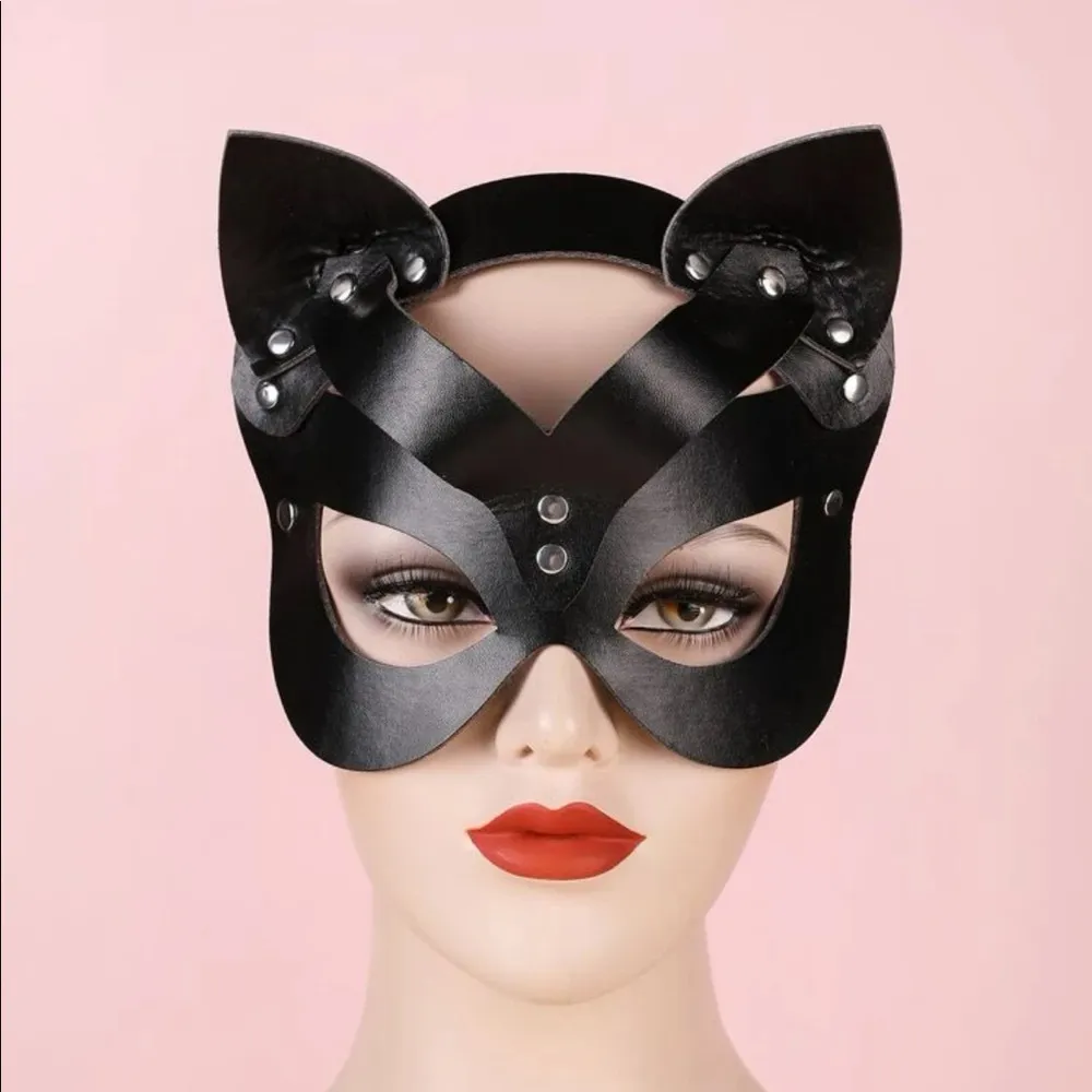 Cat Halloween Eye Mask Faux Leather New - Image 4