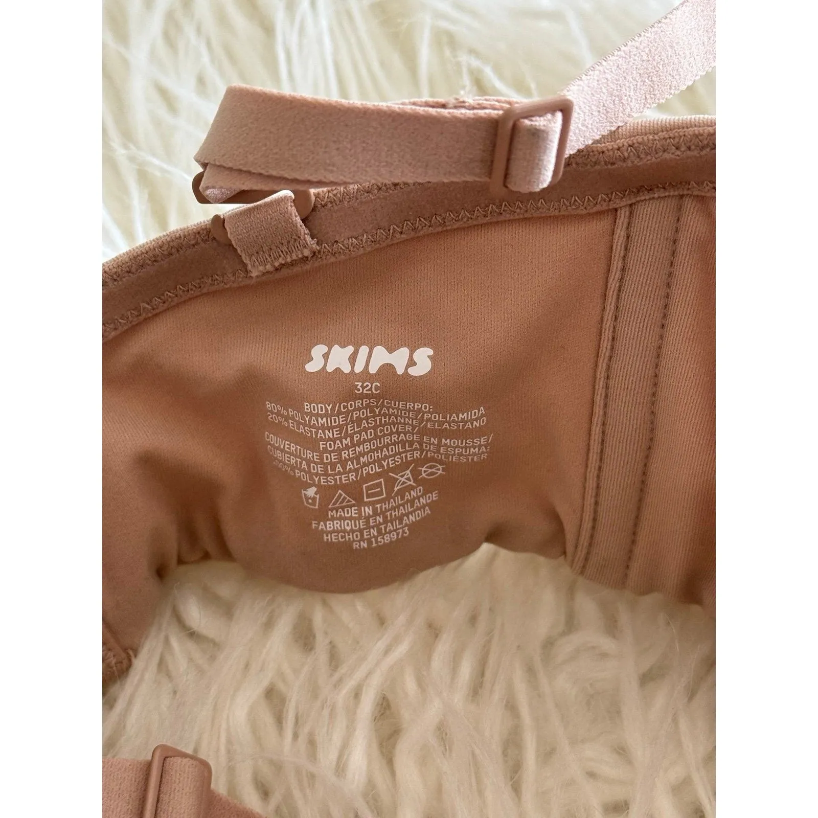 Skims Fits Everybody Strapless Bra Mica Size 32C - Image 6