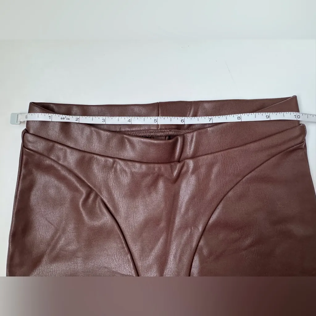 SKIMS NWT Women’s Faux Leather‎ Biker Shorts in Cocoa Size XXS - Image 8