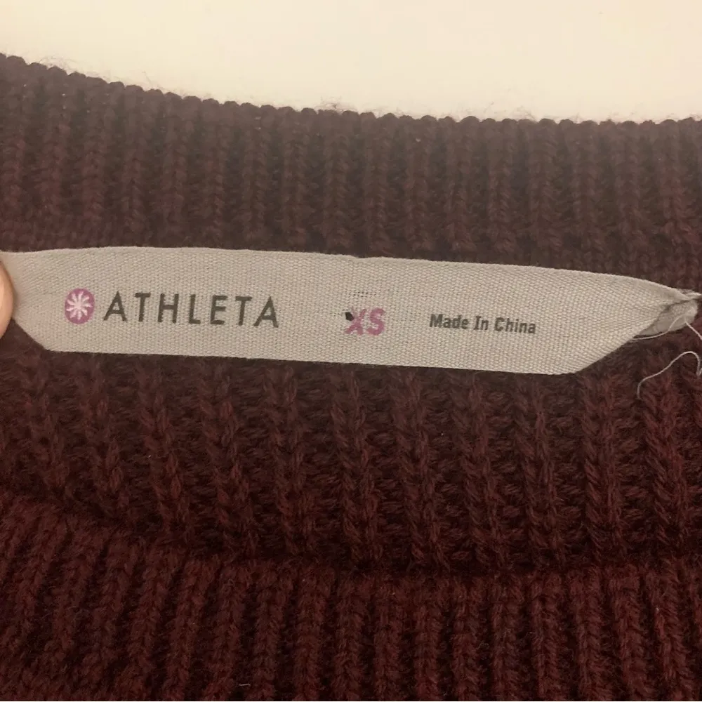 Burgundy Merino Wool Blend Crew Neck Hi-Low Slit Hem Sweater Size XS - Image 2