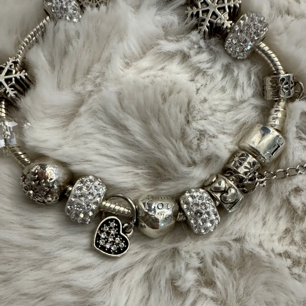Chamilia Pandora style sterling silver charm bracelet - Image 2