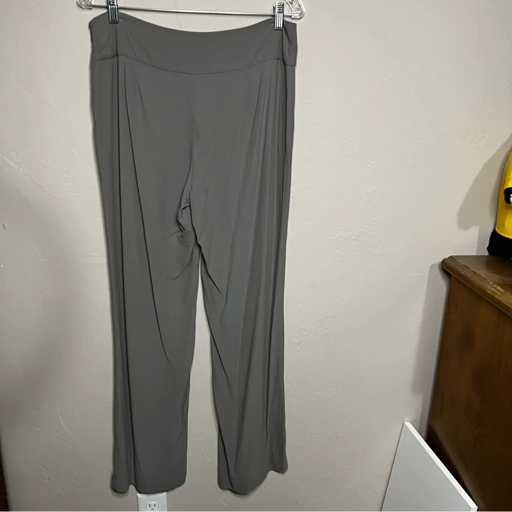 Eileen Fisher Gray 100% Silk  Georgette Crepe Cinder Straight Leg Pants - Image 6