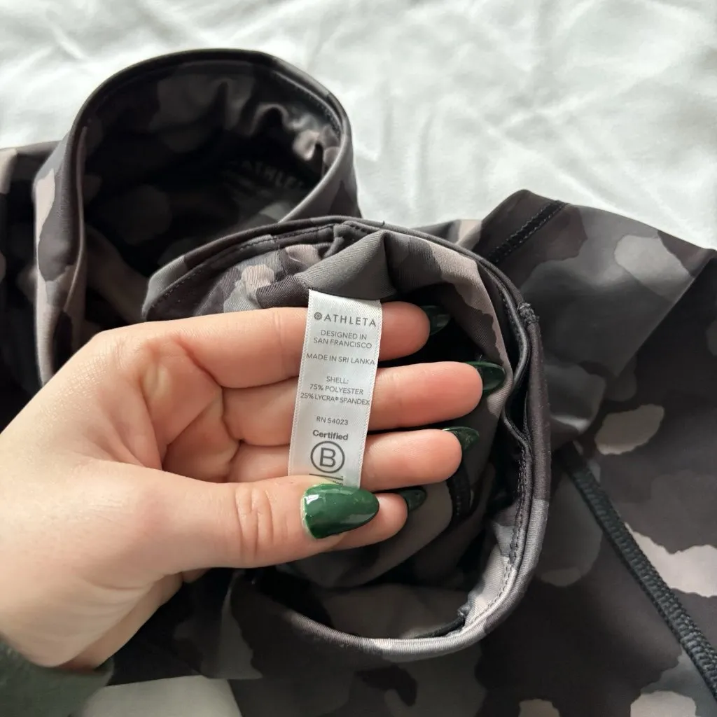Athleta Womens Size Small Lightning Camo 7/8 Tight Leggings Gray Camo Activewear - Image 5