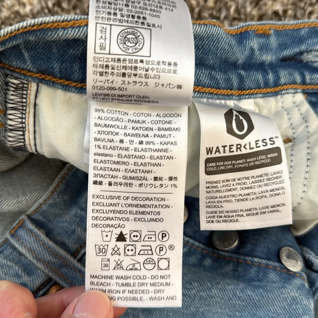 Levi’s Wedgie Jeans - Image 7