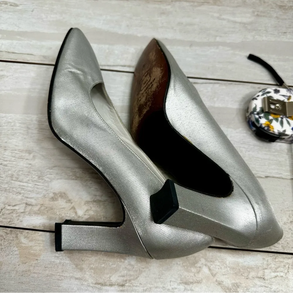 Vintage Stuart Weitzman Women Sz 6 1/2B Heels Silver Shimmer Sparkly Mid-Mod - Image 6