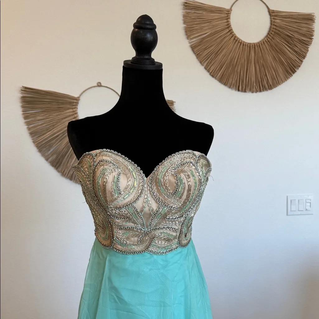 Elegant Strapless Gold and Aqua Dress Blue Size 6 - Image 4