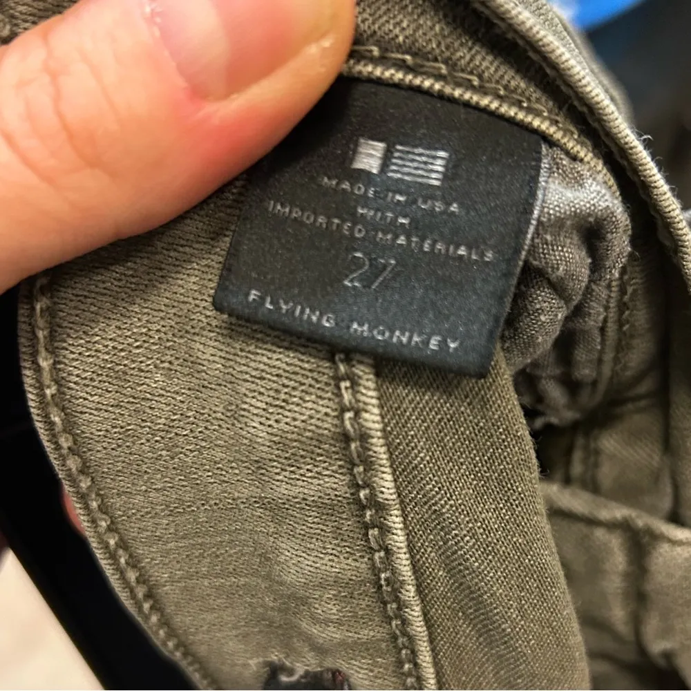 Flying Monkey Skinny Olive Green Jeans with Knee Holes - size 27 - Image 4