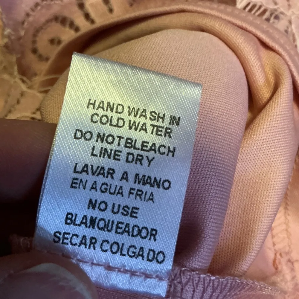 Anthropologie Entro feminine pink lace mini dress - Image 4