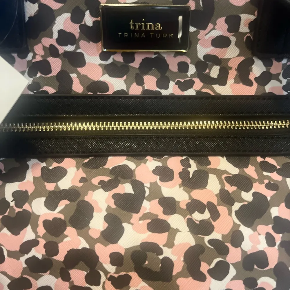 NWT Trina Turk multi colored large bag - Image 5
