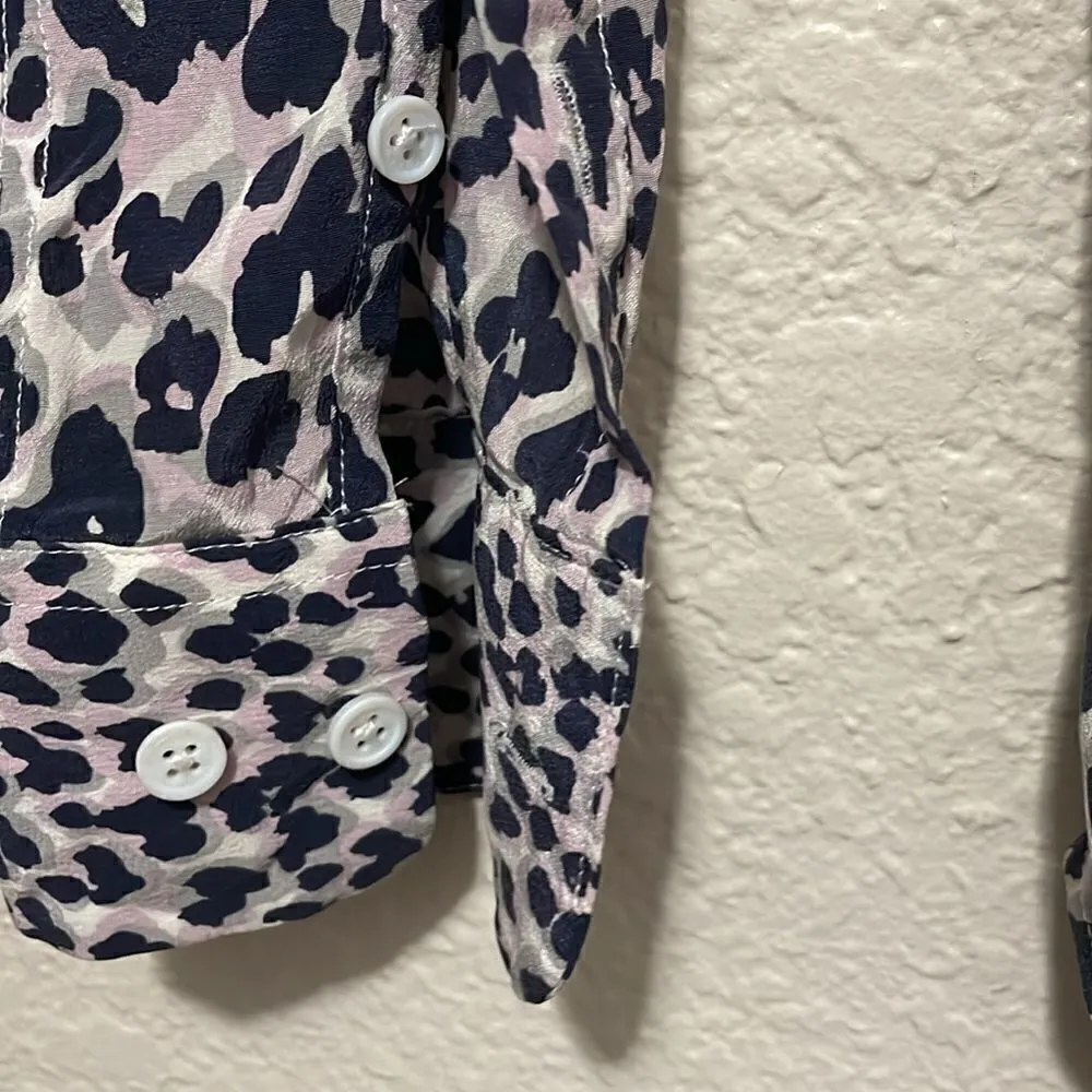 Equipment Femme Silk Slim‎ Signature Animal Print Button Down Size XS - Image 5