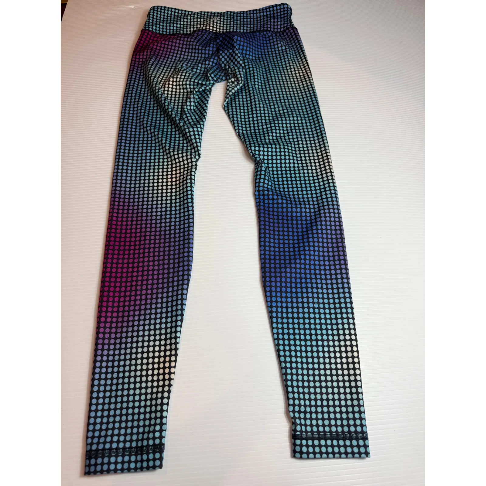 Lululemon Multicolor Ombre Dot‎ Print Yoga Gym Workout Leggings - Image 4