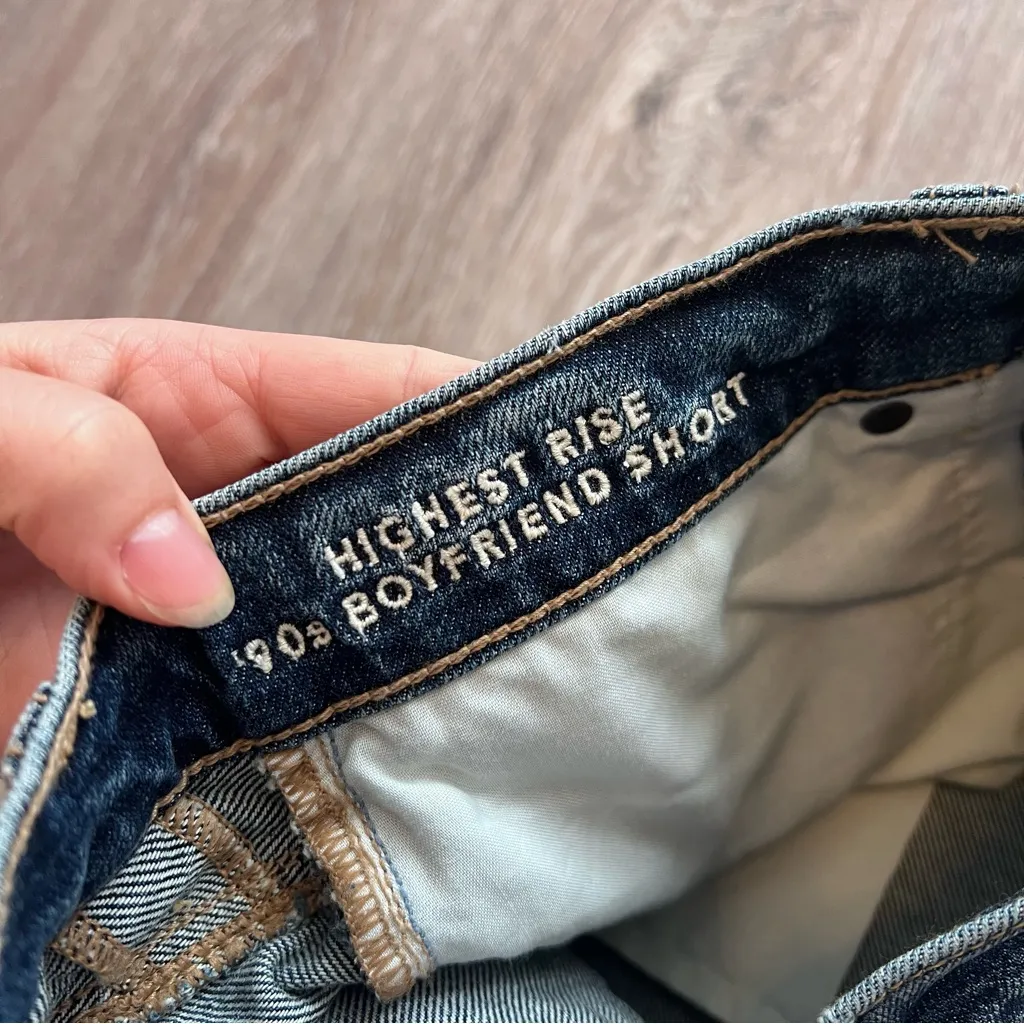 American Eagle highest rise 90’s‎ boyfriend shorts - Image 6