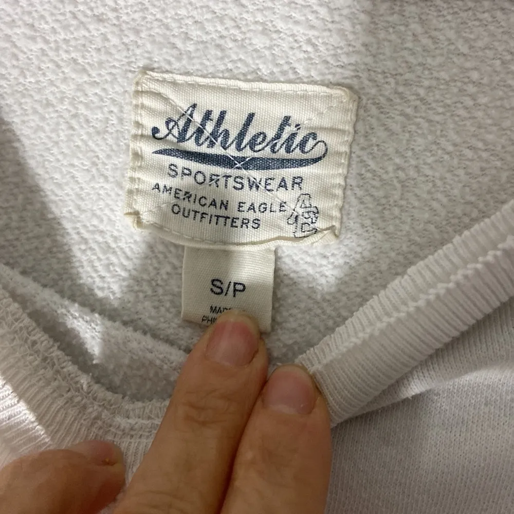 American Eagle vintage cropped sweater - Image 5