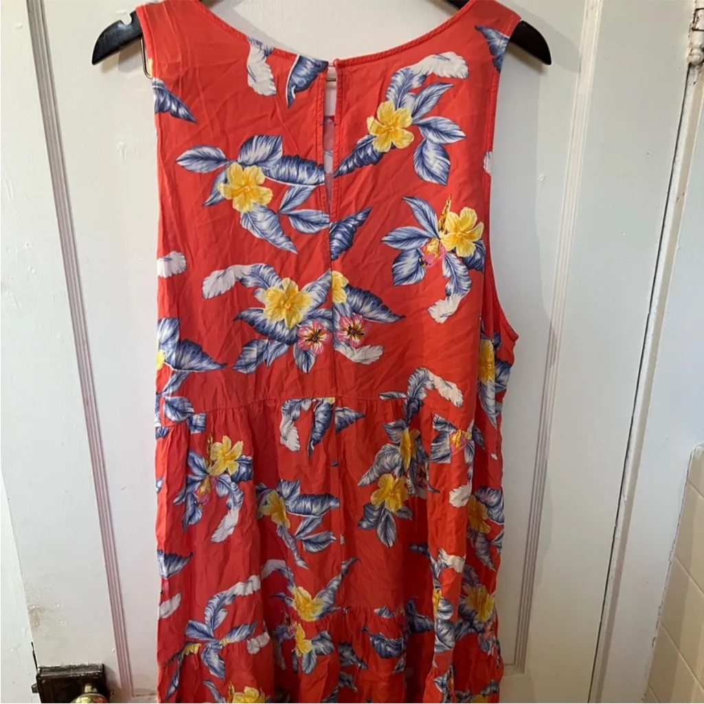 Old Navy Red Floral Dress - Image 6