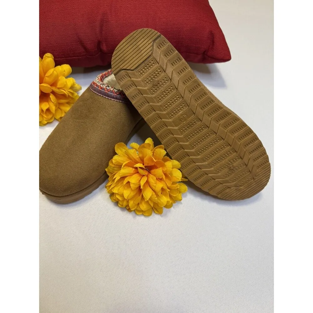 SALE… Slip-On Tan/Red Rope Clog Slippers, Warm Closed Toe. Size 40 or 8-8.5 - Image 3