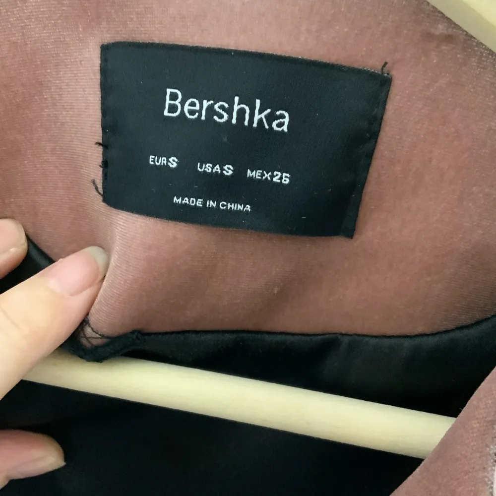 Bershka pink velvet‎ biker jacket Small - Image 4