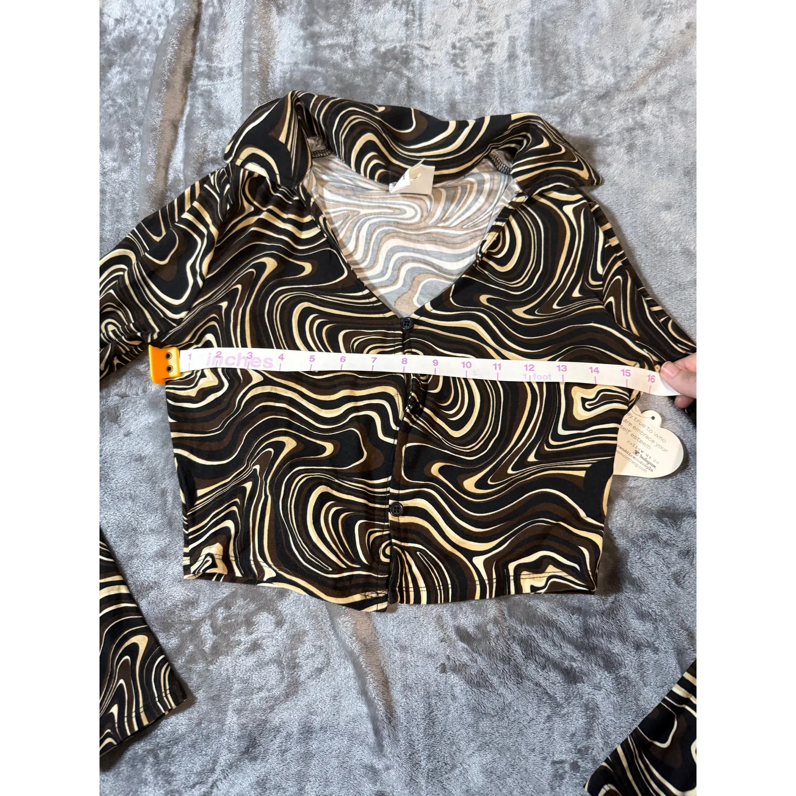 NWT Self Esteem Size Medium 70s Ripple Brown wavy long sleeve crop top retro - Image 7