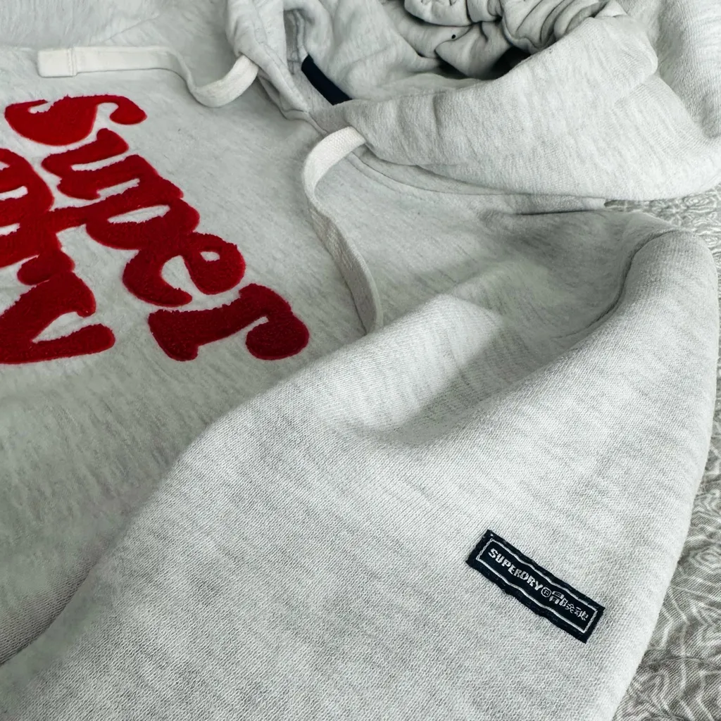 Superdry Vintage Cooper Classic Gray Hoodie Sweatshirt Red Logo Women’s Size 6 - Image 6