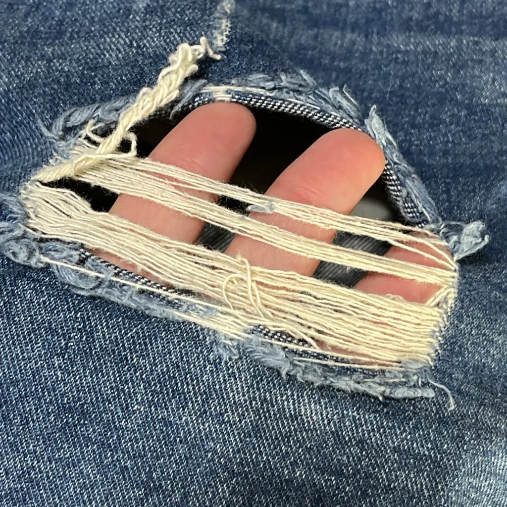 Wild Fable High Rise Bermuda Shorts Denim Jean Button Fly Size 10 Raw Hem - Image 7