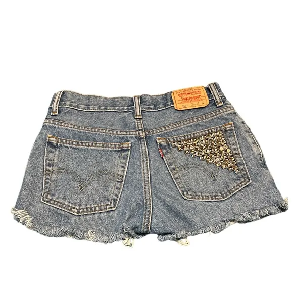 Levi's Vintage Cut Off Jean Shorts Levi Strauss & Co. 550 size 28 - Image 2