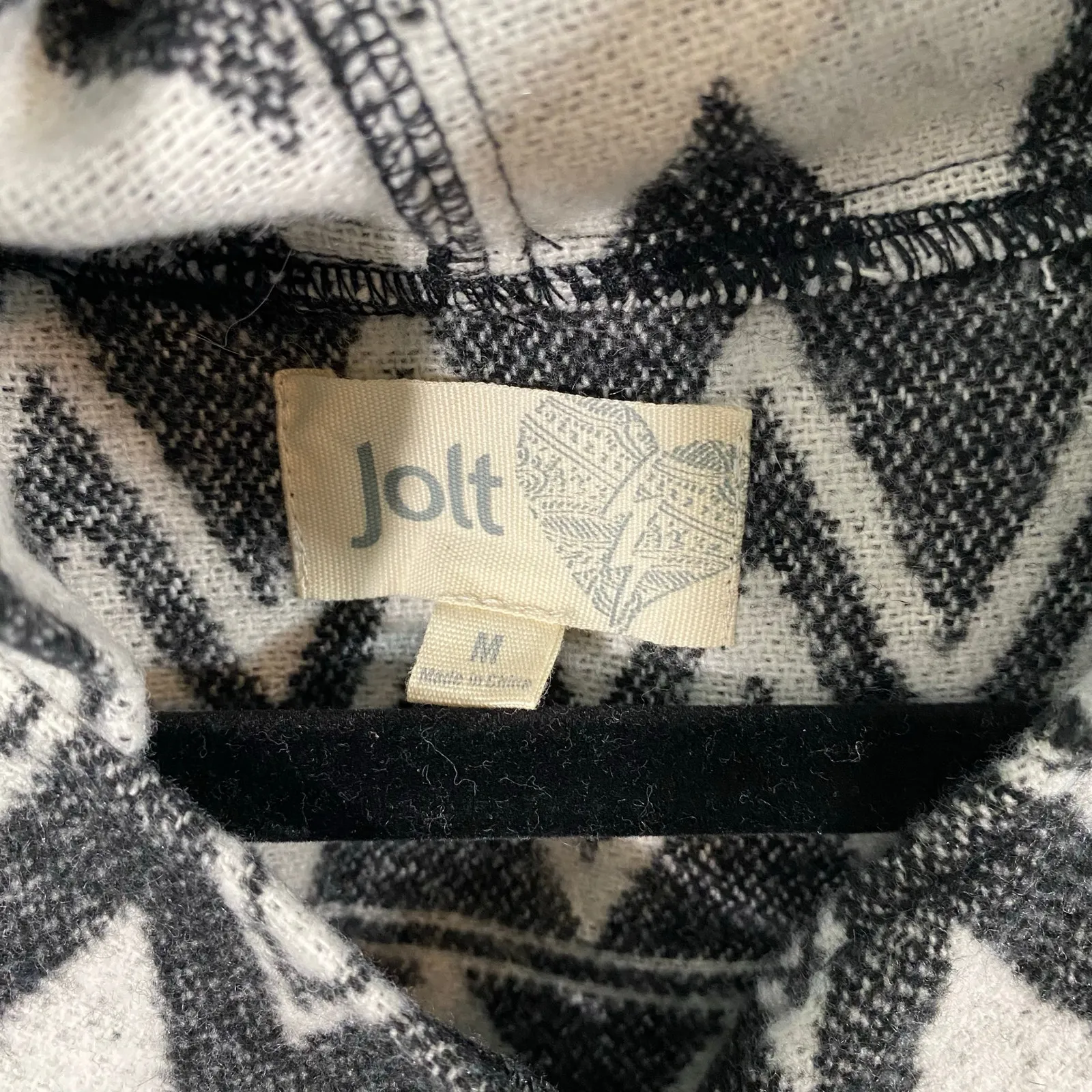 Jolt Women Black & White Chevron Southwestern Sleeveless Vest Size M - Image 6