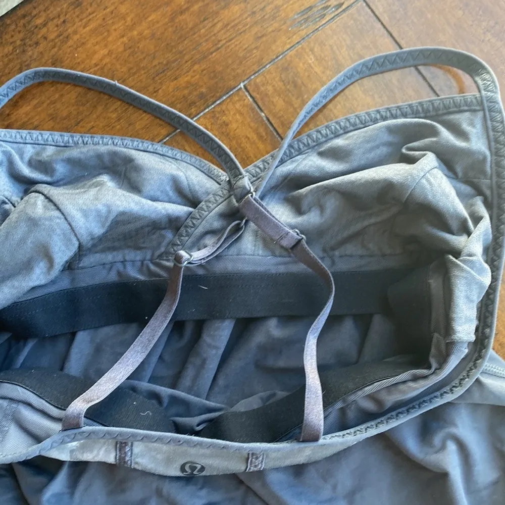 LULULEMON Gray Racerback Adjustable Strap Shelf Bra Tank Top marble print - Image 6