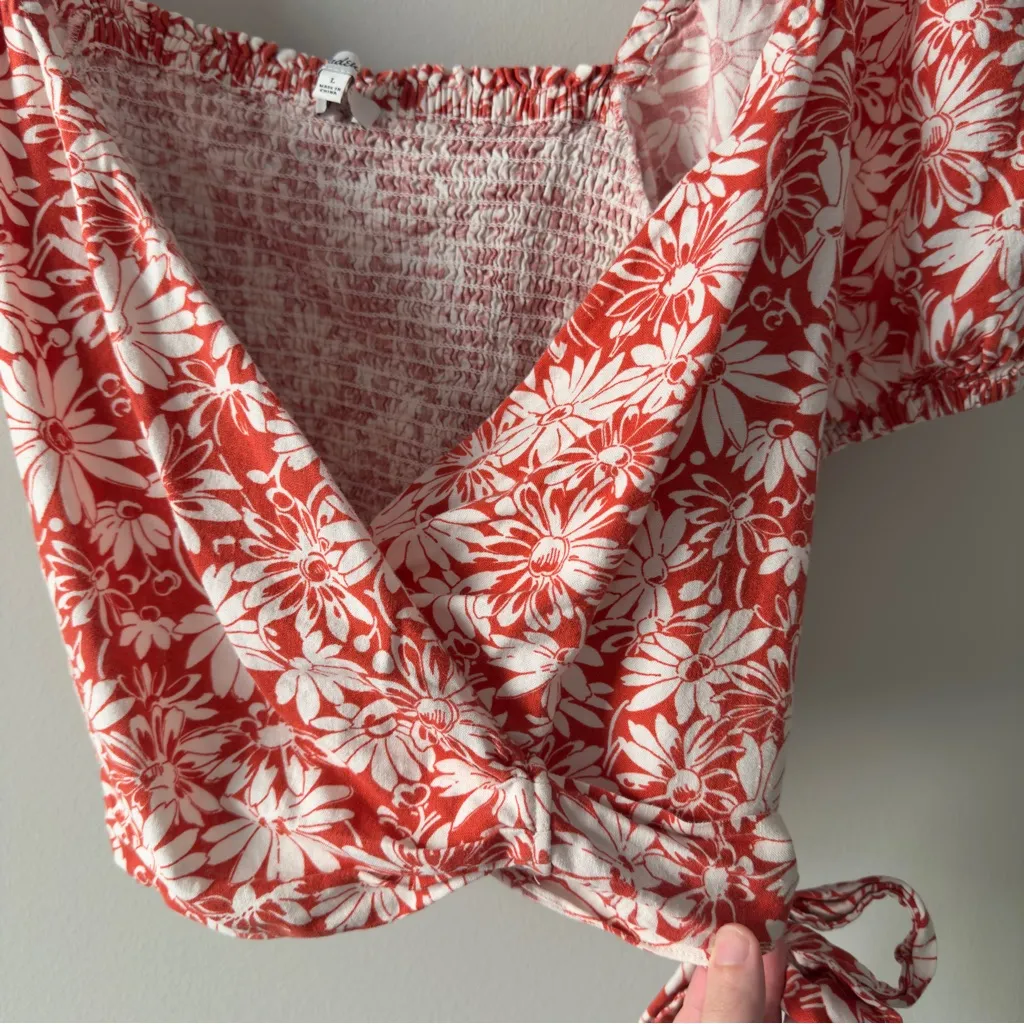 Madewell Linen Blend Floral Wrap Top Red White Short Puff Sleeves V-Neck Smocked - Image 7