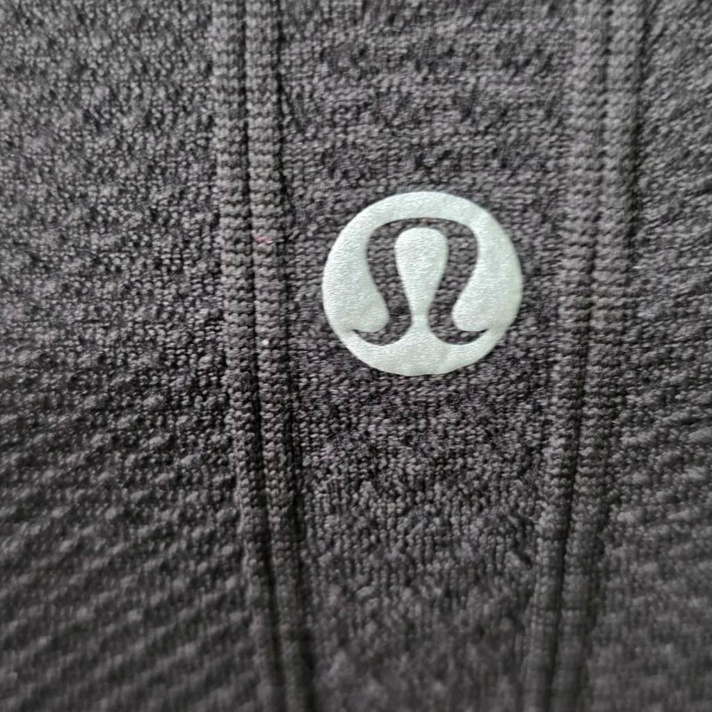 Lululemon Swiftly Tech Short Sleeve Crew Black 8 - Image 6