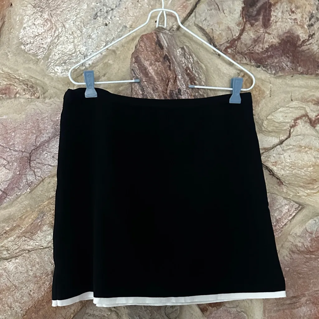 Commense Button Front Contrast Binding Sleeveless Skirt Set size large Black - Image 5