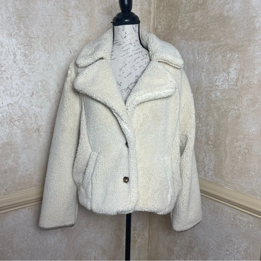 Free People Joplin Cozy Faux Sherpa Fur Jacket in Ivory Winter snow cozy Size S - Image 3