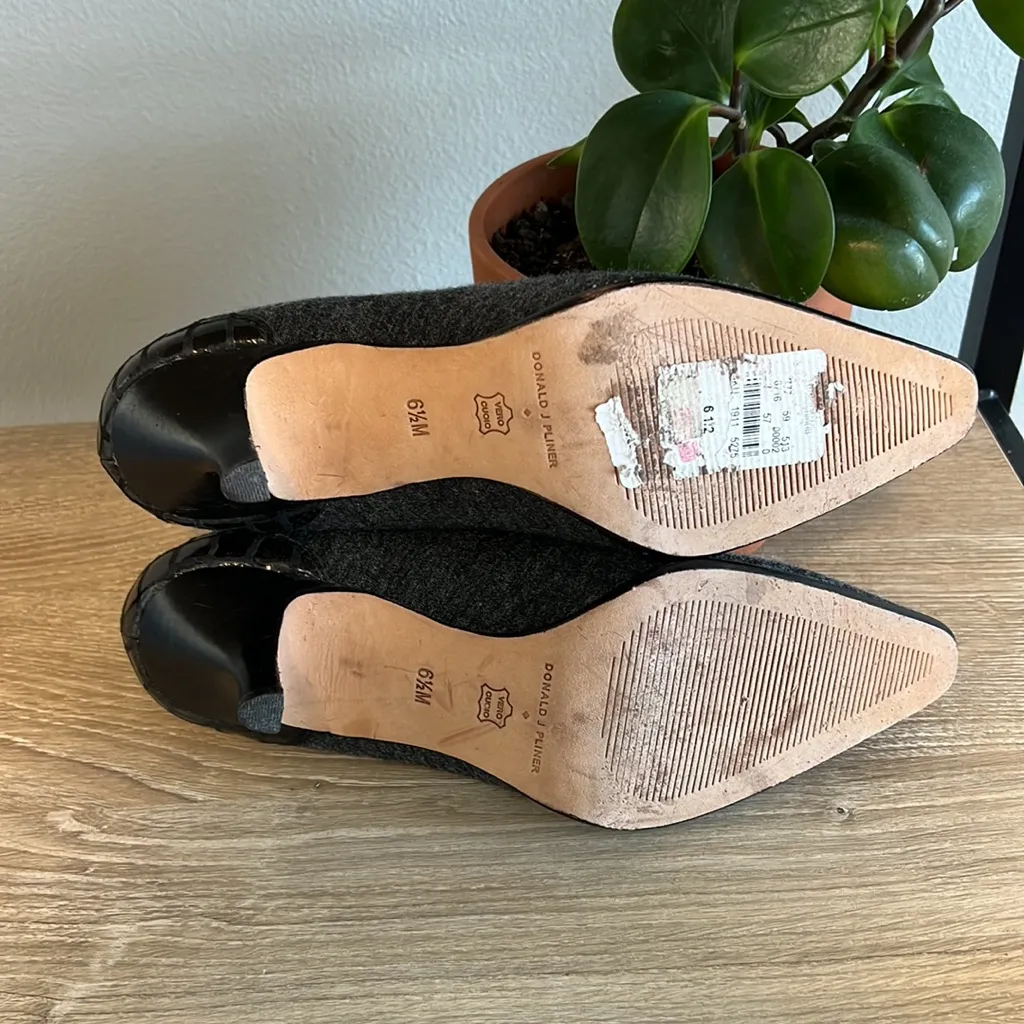 Donald J. Pliner Ponte & Leather Closed Toe Heel, 6.5 Gray - Image 7