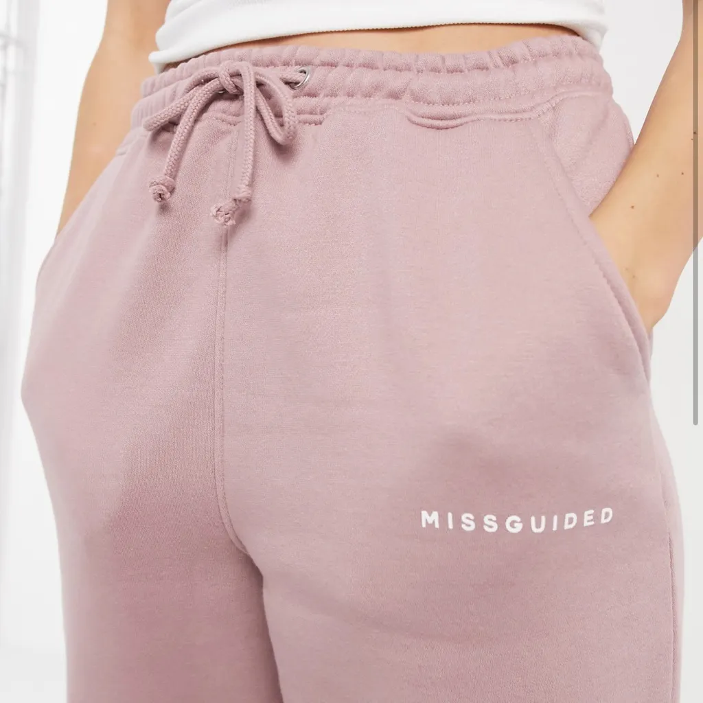 NWT MISSGUIDED MAUVE  SWEATSHIRT & PANTS US2 - Image 4