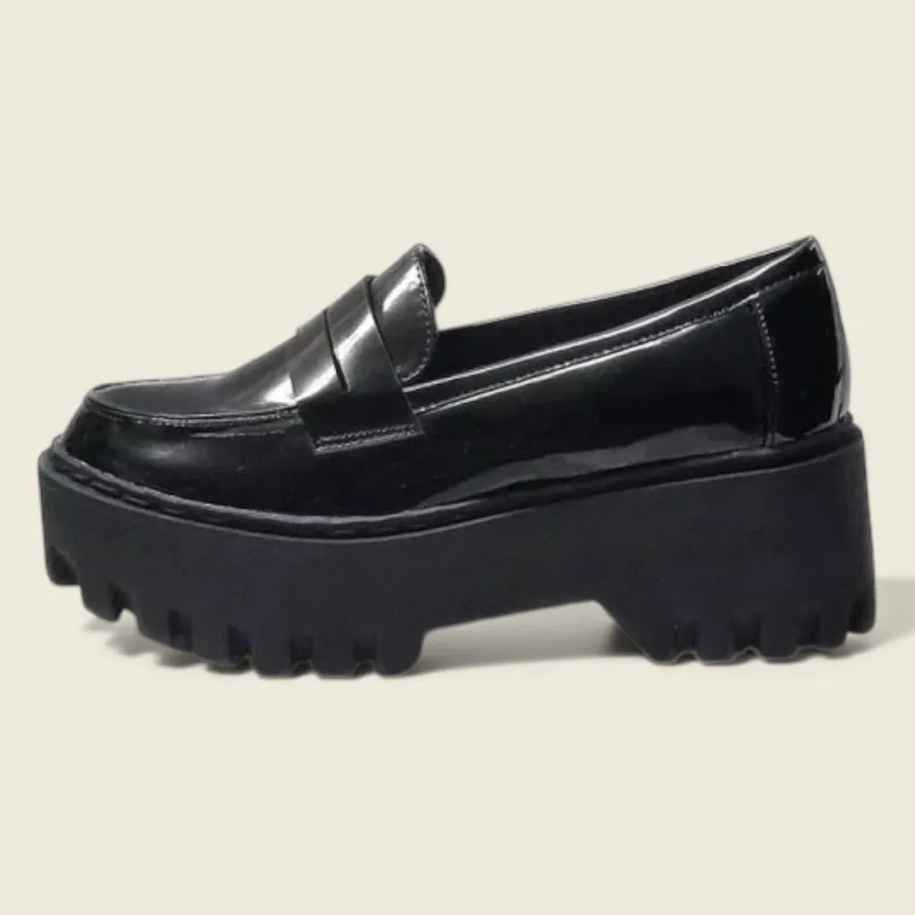 NWT Bamboo Women’s Penny Loafers Black Platform Size 9 Color: Black - Image 6