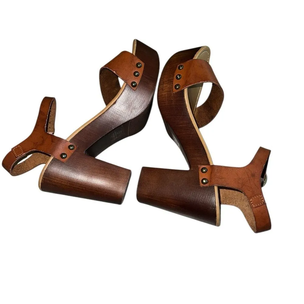 Steve Madden Tan Platform Sandals Size 7 - Image 3