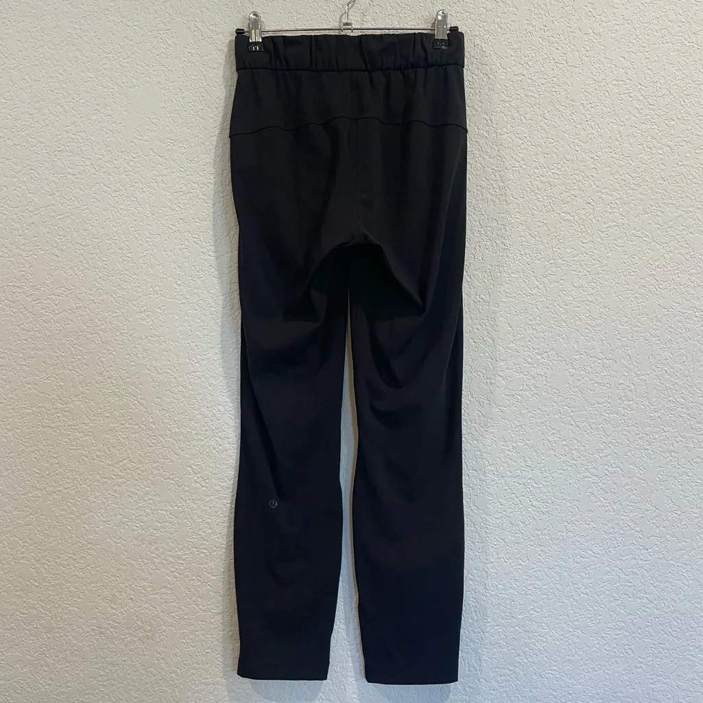 Lululemon On The Fly Pant *28” in Black - Image 5
