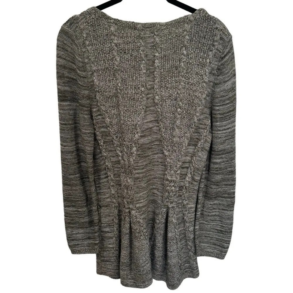 Neiman Marcus Green Ivory Tight Knit Long Sleeve Chucky Pleated Sweater Size M - Image 4