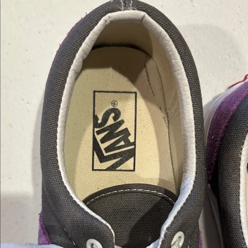 Vans Lavender/Grey and White Canvas Shoes - Image 3