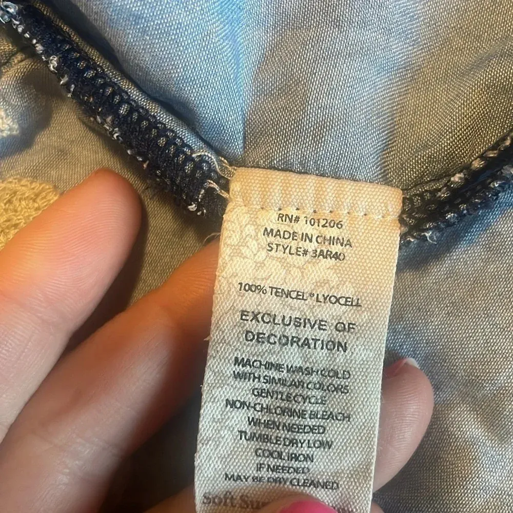 Soft Surroundings PE chambray half sleeve top - Image 6