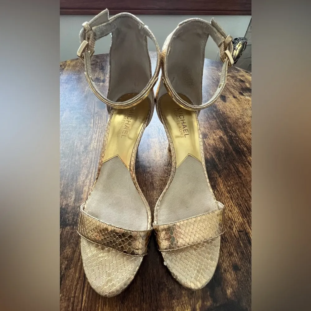 Michael Kors MICHAEL  | ladies Kristen heeled sandal. Size: 6.5M - Image 5