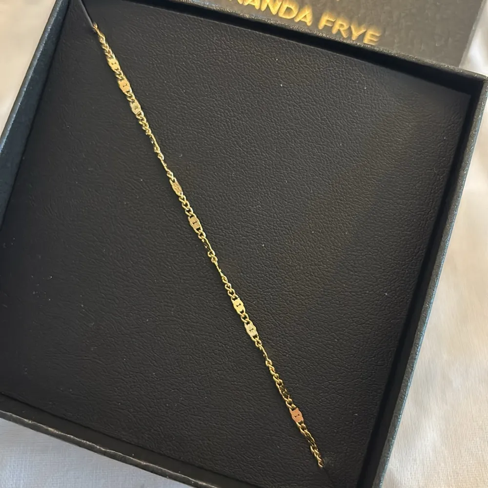 Miranda Frye Gold Tone Windsor Ankle Bracelet - Image 4