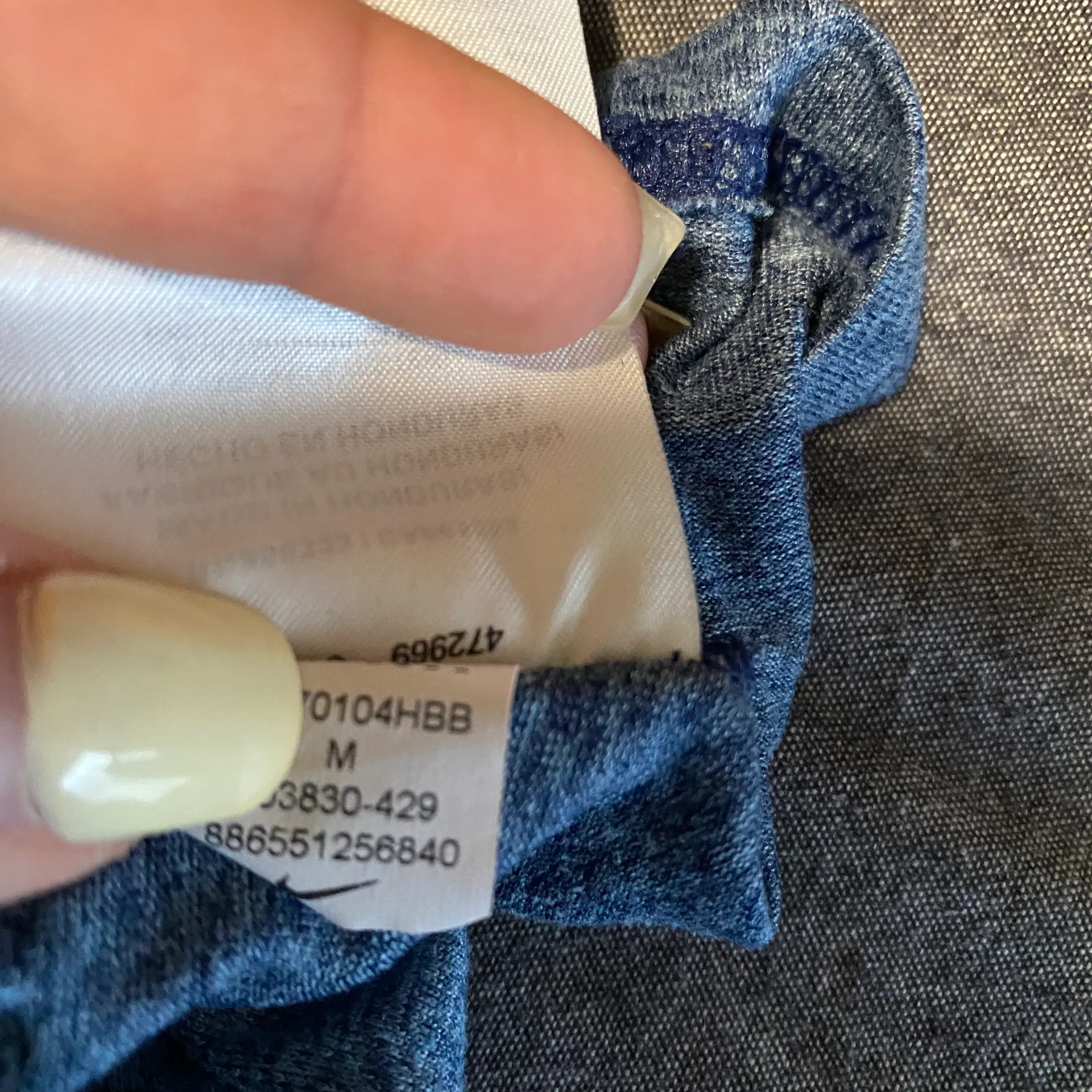 Nike Long Sleeve Tee - Image 3