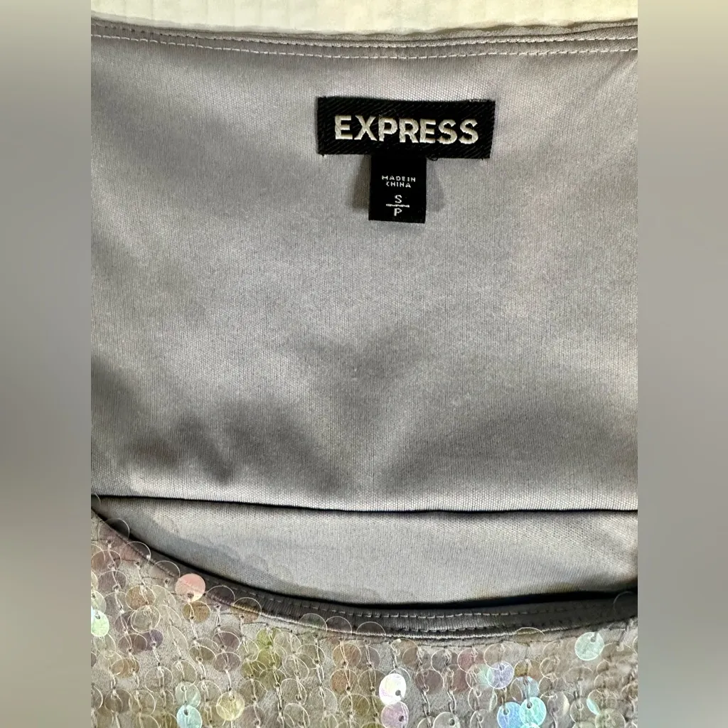 Express Sequin Gray Tank‎ Top Split Flowy Back Stretch Cocktails Size Small - Image 7