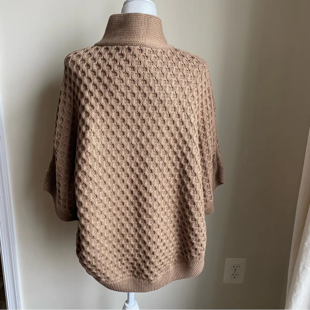 Banana Republic 100% Cotton Knit Waffle Poncho Mock Neck Gold Buckle - Image 3