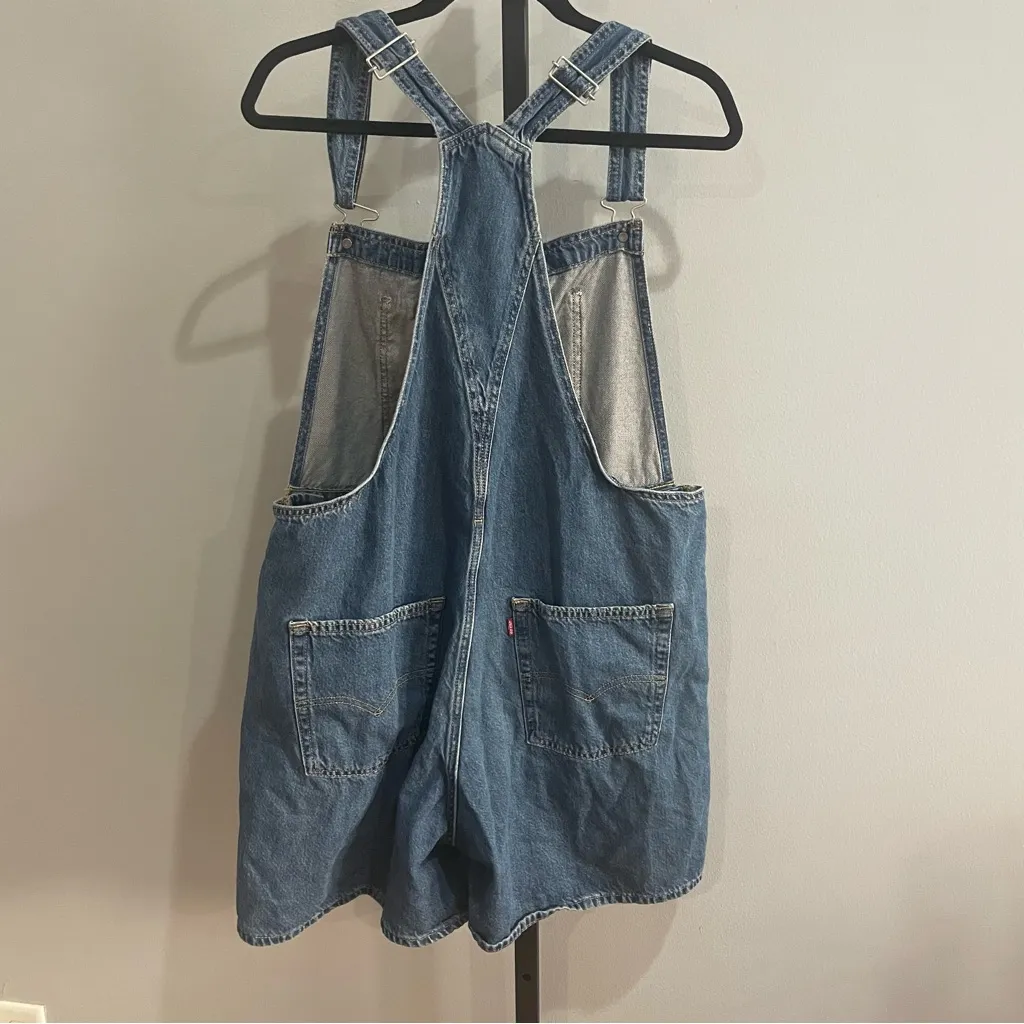 Levi's Premium Utility Shortalls Size Large - Image 3