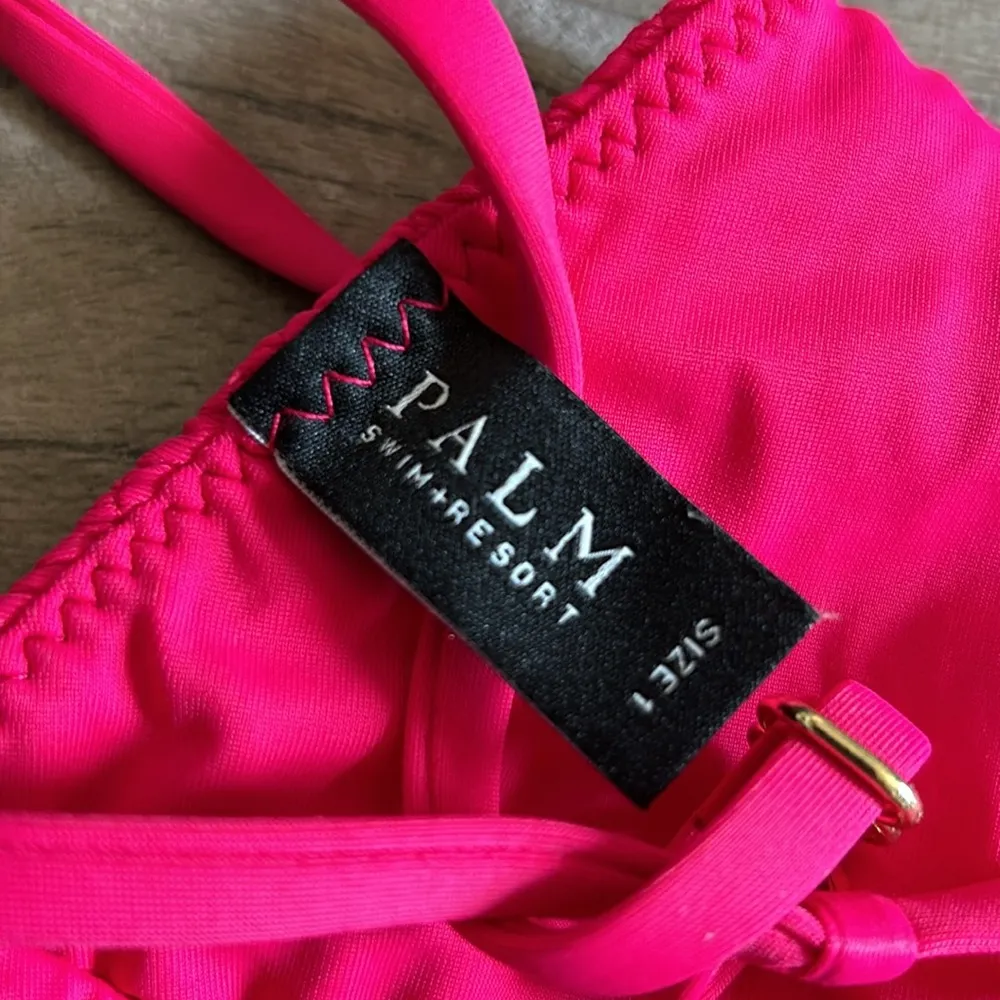Palm swim and resort pink bikini top Size undefined - Image 3