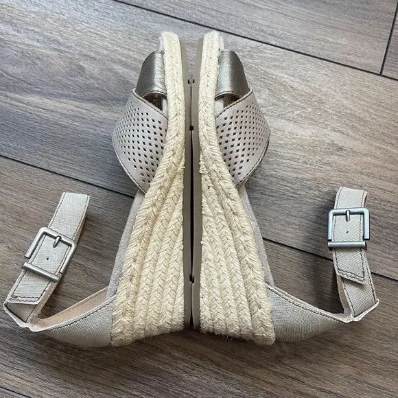 Earth Origins Women's Platinum Naples‎ Natasha Leather Sandals Neutral Size 7M - Image 3