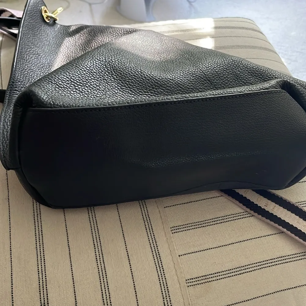 Stunning Black Ted Baker London Tote Bag with Adjustable Straps - Image 5