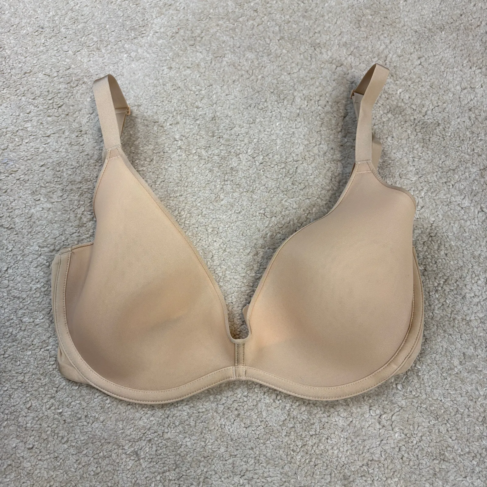 NWOT Skims Weightless Underwired Scoop Bra Sand Beige/Tan Size 32DDD - Image 2