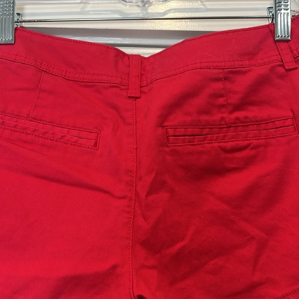 Arizona Jeans Women's dark pink shorts size 9. In great condition! - Image 4