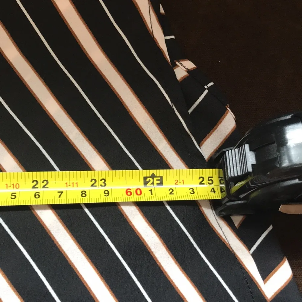 Ann Taylor Blouse Button  Black Cream Stripes Long Sleeve sheer flowy, size M - Image 10